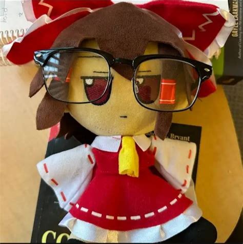 Smart Reimu : r/Fumofumo