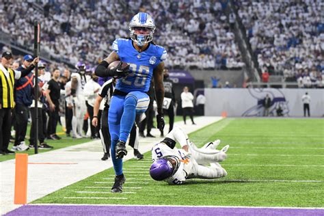 Lions Beat Vikings To Clinch Playoff Berth First Divisional Title In