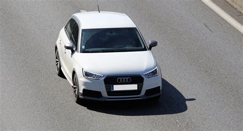 Fiche technique audi A1 2010 2018 Toutes les spécifications longueur