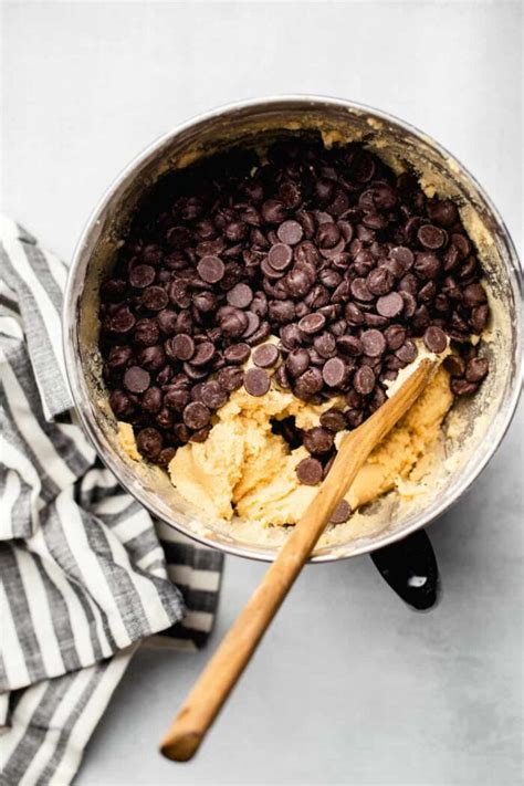 New York Times Chocolate Chip Cookies Recipe | My Baking Addiction