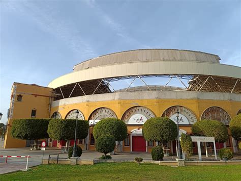 Adjudicadas las obras de la terminación de la cubierta de la plaza de