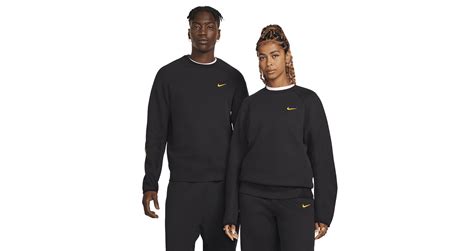 วันเปิดตัว Nocta Tech Fleece Apparel Collection Nike Snkrs Th