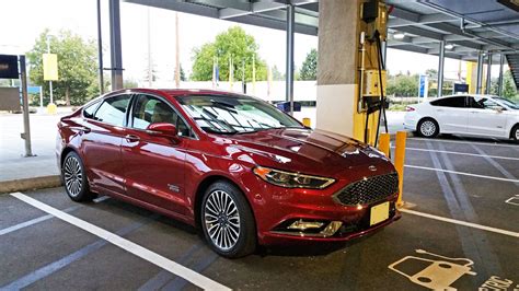 2017 Ford Fusion Energi Platinum The Car Magazine