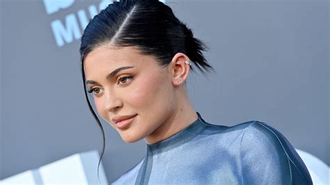 Kylie Jenner Calls Out Instagram for “Trying to be TikTok,” Instagram ...