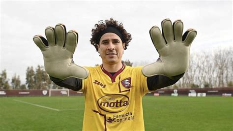 Memo Ochoa Jugador Más Valioso Del Salernitana En Enero