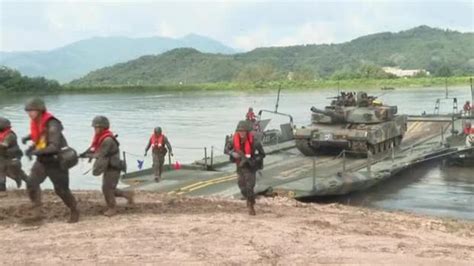 South Korean and US Military Hold Training Exercises | Military.com