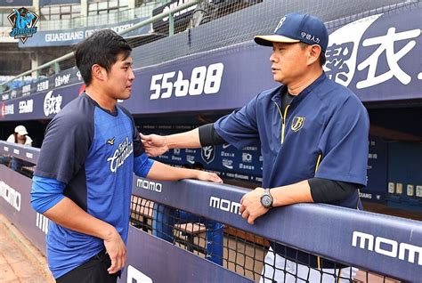 新聞 賴智垣另類二年症下二軍 不忘先向偶像恰總打招呼 Baseball板 Disp Bbs