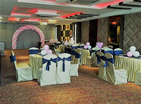 Cafe Oz Ranjit Avenue Amritsar Wedding Venue Cost