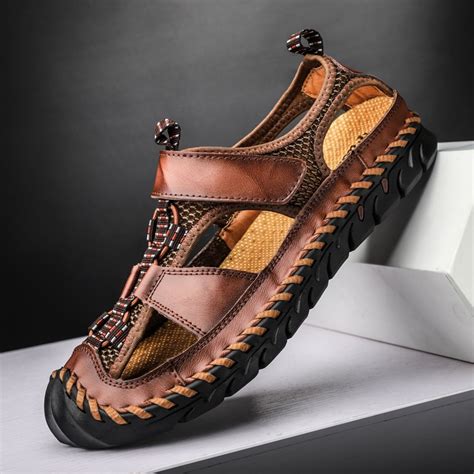 Summer Sandals Leather Outdoor Men Beach Shoes Luxury Breathable Casual Sandals Man Wading Shoes