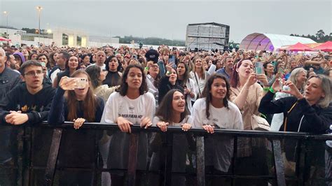 Morat Se Mete A Sanxenxo En El Bolsillo En El Estreno De Costa Feira