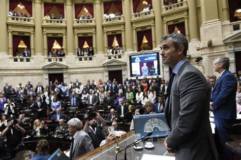 El Oficialismo Convocó A Tratar El Miércoles La Ley Ómnibus Y Siguen En