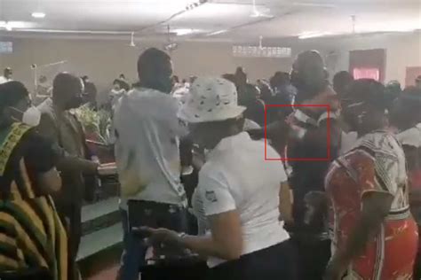 Paul Mashatile caught handing out cash at ANC campaign rally [video ...