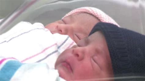 California Twins Born In Different Years Abc7 San Francisco