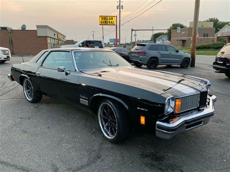 1975 Oldsmobile Cutlass Supreme Classic Coupe Black RWD Automatic For Sale