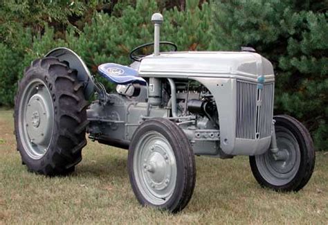 Ford Tractors Difference Between A 9n 2n And 8n Antique Tractor Blog