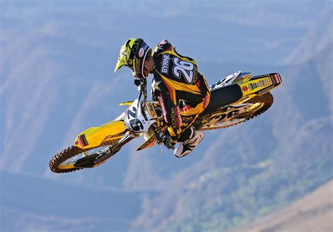 First Look: 2008 Team Rockstar Makita Suzuki - Motocross Feature ...