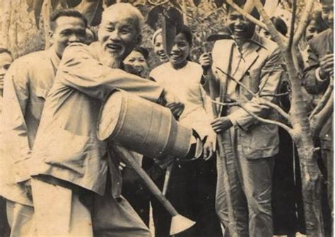 nhung bai tho chuc tet nam ngo cua bac ho