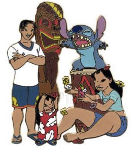 54763 - Lilo, Stitch, David and Nani with tiki poles - Stitch - Disney ...