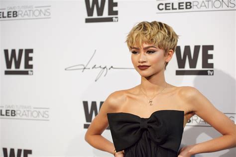 Cartoon Characters With Short Blonde Hair And Bangs