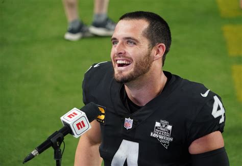 Report Derek Carr To Become Free Agent Won T Be Traded To Saints Or Any Other Team Sports