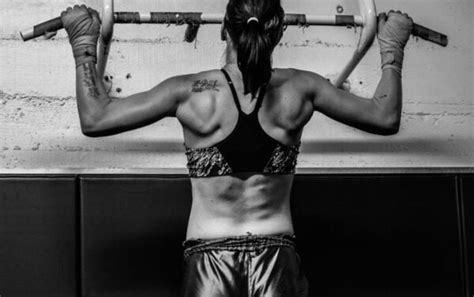 8 Benefits Of Pull-Ups + Why Your Workout Needs Them