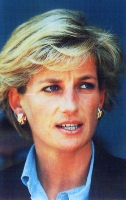 January 16 1997 Diana Princess Of Wales At Luanda Airport In Angola