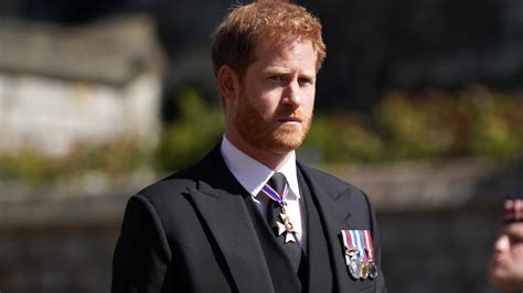 Prince Andrew to Wear Military Uniform While Prince Harry Won't | Marie ...