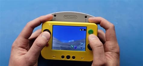 Modder Crea Il Nintendo Portatile Pi Piccolo Al Mondo Pok Mon