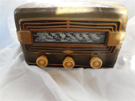 Ancien Et Petit Poste De Radio Tsf A Lampe Radialva En Metal Eur