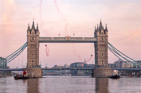 Daring feats at Tower Bridge | Tower Bridge