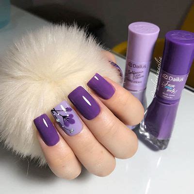 Unhas Decoradas Combinações Lindas de Esmaltes Roxos e Lilás