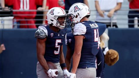 College Football Analysts Reveal Bold Prediction for Arizona Wildcats