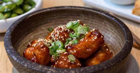 Food Friday: Korean Fried Cauliflower by Woky Ko owner Larkin Cen - Visit Bristol | Fried ...