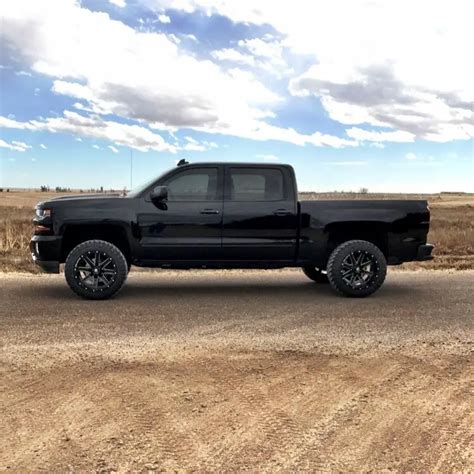 3 Level Kit And 20x12 With 33s On My 2016 Silverado 2014 2018