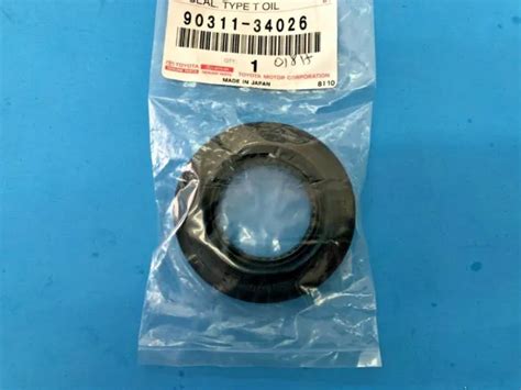 Genuine Toyota Models Oil Seal Front Drive Shaft Left