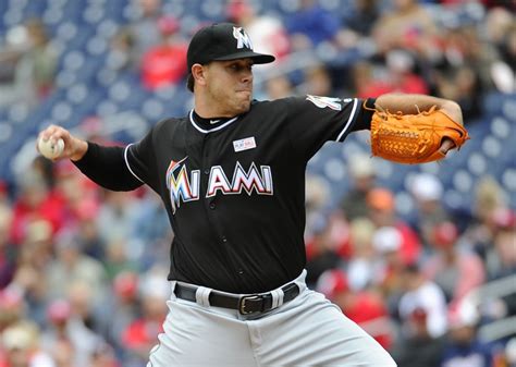 Miami Marlins cancel Sunday's game after death of Jose Fernandez