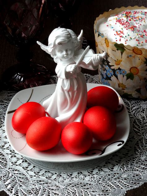 Красные пасхальные яйца — рецепт с фото пошагово