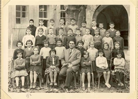 Photo De Classe Ce2 9ème Petit Lycée Frederic Mistral De 1961 Ecole