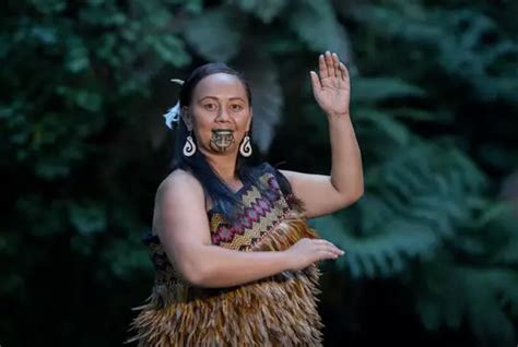 Maori evening concert and dinner - Auckland | Hurb