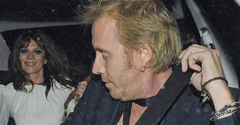 Anna Friel And Rhys Ifans Unwind By Getting Steamy In The Kitchen Mirror Online