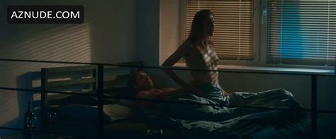 PSY 3 W IMIE ZASAD NUDE SCENES AZNude