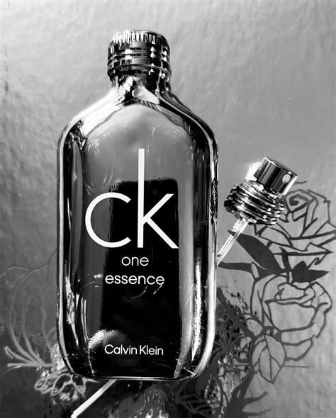 Ck One Essence Calvin Klein Parfum Un Nouveau Parfum Pour Homme Et