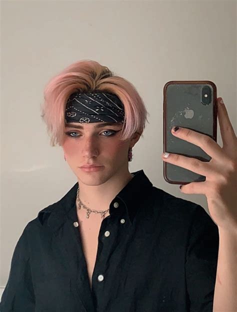 Pin By Lost🖤 On Colorful Hair In 2022 Pink Hair Guy Boys Dyed Hair Androgynous Makeup