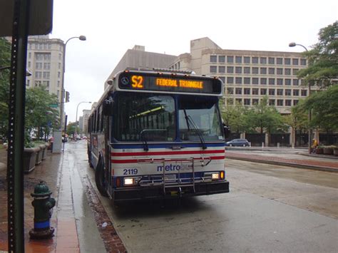 WMATA 2000 Orion V 2119 Elyse Horvath Flickr