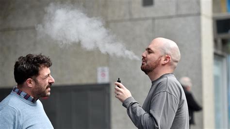 Bob Katter And Emma Mcbride Clash Over Vaping Legislation Au