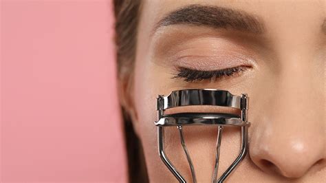 The E L F Eyelash Curler Makes A Second Coat Of Mascara Unnecessary