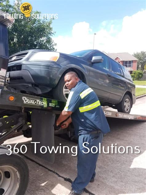 Tow Truck Near Me | Top-Notch 24 Hour Towing Company