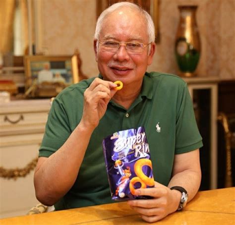 Najib Receives Bouquet With A Note That Reads I Want To Join You In