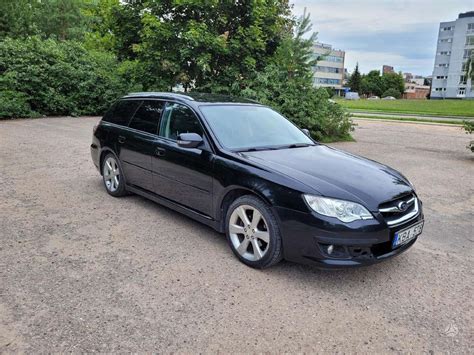 Subaru Legacy L Universalas M A