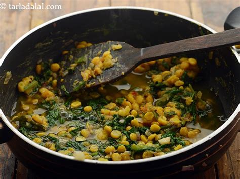 Palak Chana Dal Recipe